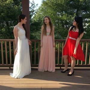 Meet your Posher, Ally